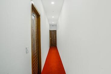 هتل Prince By Oyo Rooms