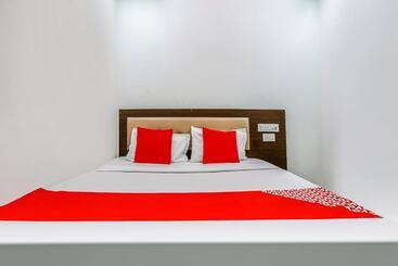 هتل Prince By Oyo Rooms