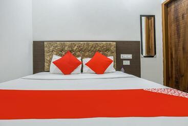 هتل Prince By Oyo Rooms
