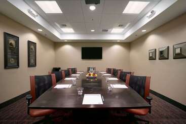 Hampton Inn & Suites Williston