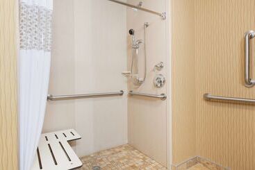 Hampton Inn & Suites Williston