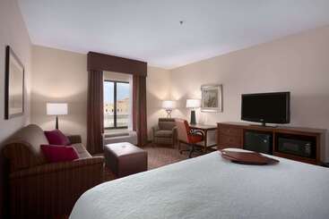 Hampton Inn & Suites Williston