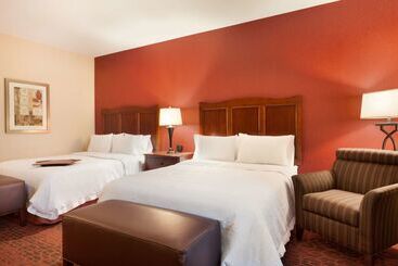 Hampton Inn & Suites Williston