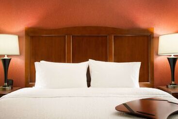 Hampton Inn & Suites Williston