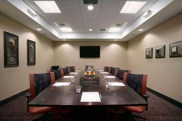 Hampton Inn & Suites Williston