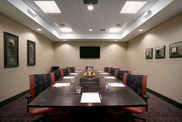 Hampton Inn & Suites Williston