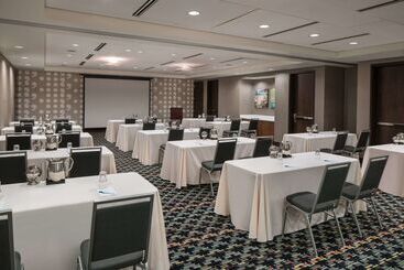Homewood Suites By Hilton Denver Downtown Convention Center