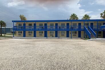 هتل American Inn Port O Connor