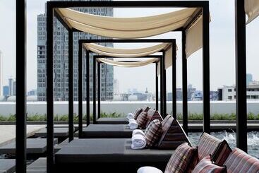Centara Watergate Pavilion Hotel Bangkok