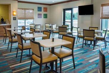 هتل Comfort Suites Bossier City  Shreveport East