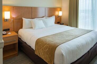 هتل Comfort Suites Bossier City  Shreveport East