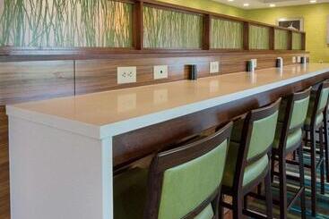 هتل Comfort Suites Bossier City  Shreveport East