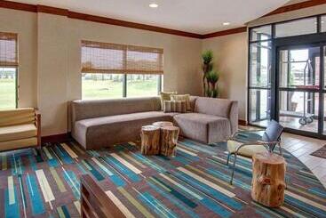 هتل Comfort Suites Bossier City  Shreveport East