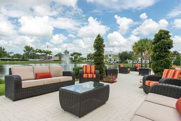هتل Comfort Suites Sarasota Siesta Key