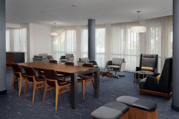 هتل Courtyard By Marriott Panama City