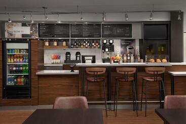 هتل Courtyard By Marriott Panama City