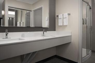 هتل Courtyard By Marriott Panama City