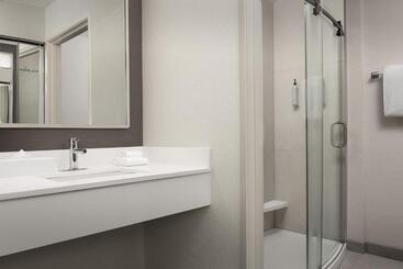 هتل Courtyard By Marriott Panama City
