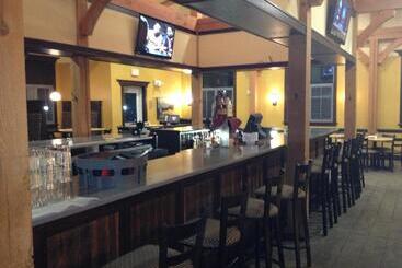 هتل Hawthorn Suites By Wyndham Williston