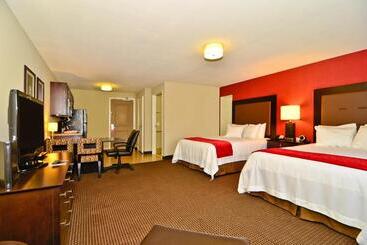 هتل Hawthorn Suites By Wyndham Williston