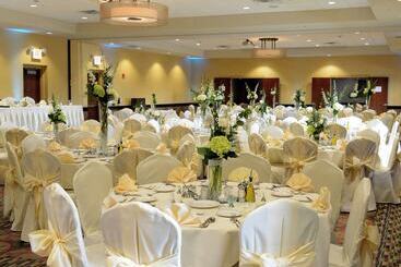 هتل Holiday Inn Eau Claire South I 94, An Ihg