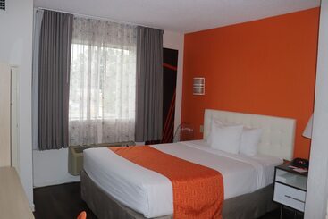 호텔 Howard Johnson By Wyndham Tifton Ga I 75
