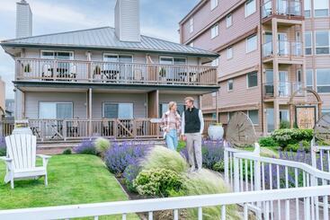 هتل Inn At The Prom Oceanfront
