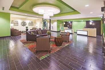 هتل La Quinta By Wyndham Pecos