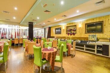 Phoenix Hotel Dubai
