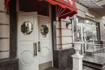 هتل Royal Grand