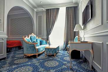 هتل Royal Grand