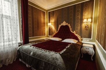 هتل Royal Grand