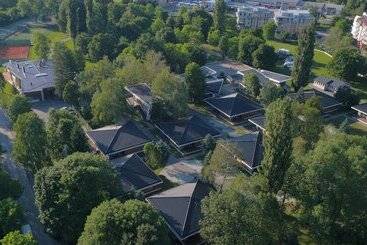 هتل Villas And Apartments Oaza