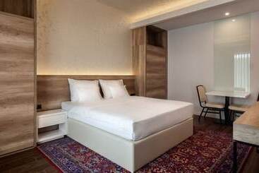 هتل Villas And Apartments Oaza