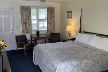 هتل Taber Inn