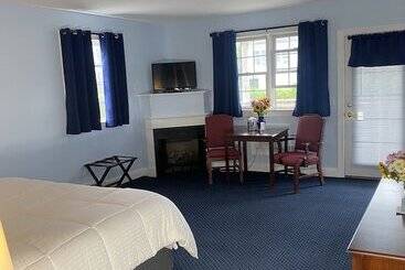 هتل Taber Inn