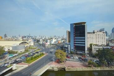 هتل The Quarter Hualamphong By Uhg