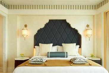 هتل The St. Regis Abu Dhabi