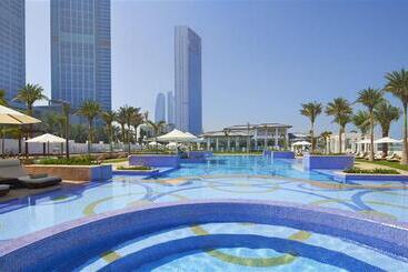 هتل The St. Regis Abu Dhabi