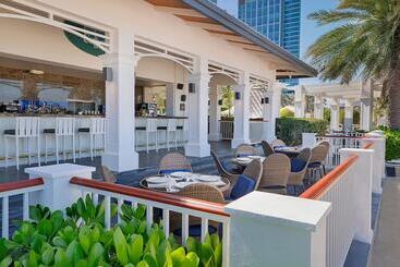هتل The St. Regis Abu Dhabi