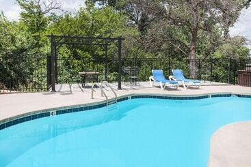 Microtel Inn By Wyndham Stillwater