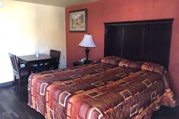 مُتل Economy Inn