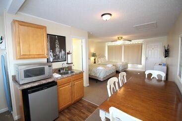 مُتل Fin  N Feather Waterside Inn By Kees Vacations