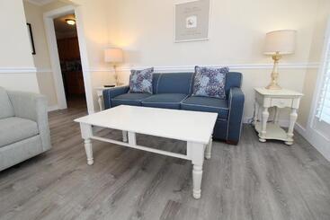 مُتل Fin  N Feather Waterside Inn By Kees Vacations