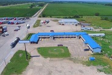 מוטל Americas Best Value Inn Elm Creek