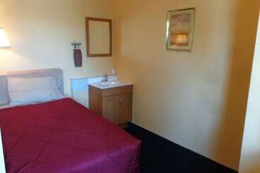 Western Motel