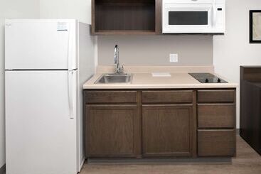 Woodspring Suites Williston