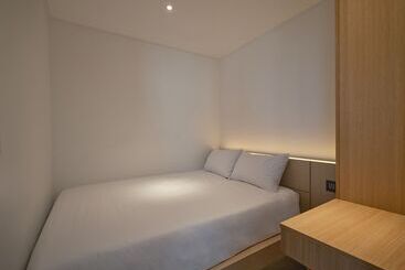 هتل Uh Suite The Seoul