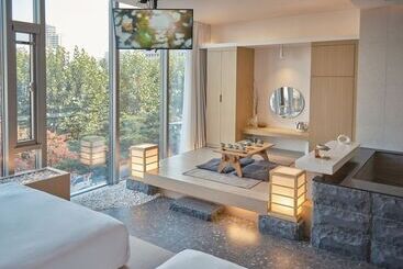 هتل Uh Suite The Seoul