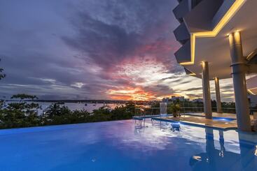 هتل Grand Sirenis San Andres